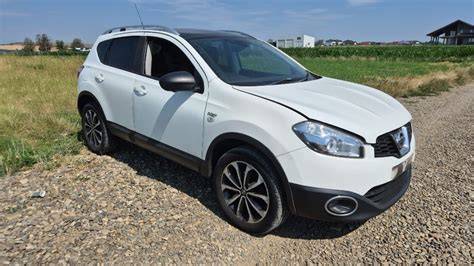 Primer Nissan Qashqai J10 en carretera