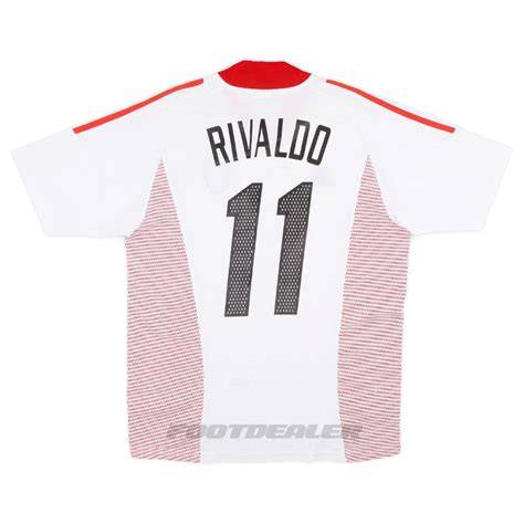 Rivaldo con camiseta del AC Milan