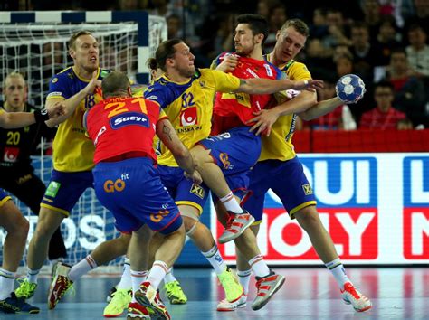 jugadores de balonmano durante campeonato