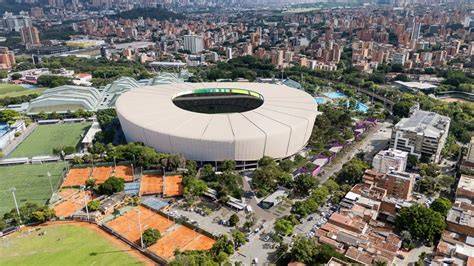 Enfrentamientos en el estadio Atanasio Girardot