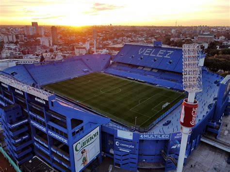 River contra Vélez en el estadio José Amalfitani