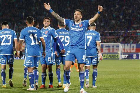 Universidad de Chile celebra victoria ante Unión Española