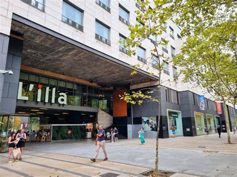 L’Illa Diagonal tiendas y restaurantes