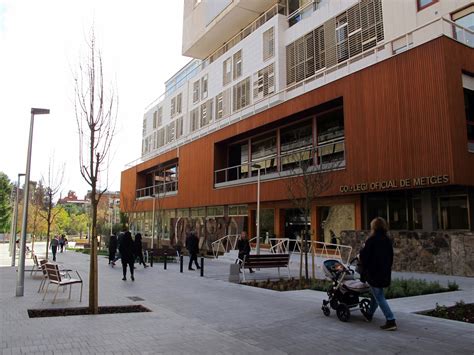 Edificio del Colegio de Médicos de Barcelona
