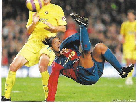 Ronaldinho marcando chilena ante Atlético Madrid