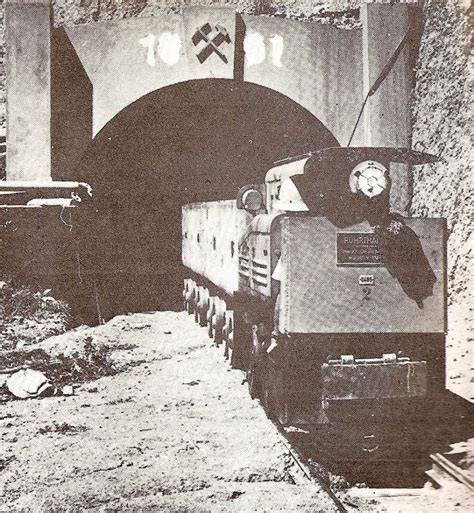 Ferrocarril minero Naricual Guanta