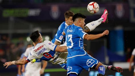 Fernando Zampedri celebra gol de penal