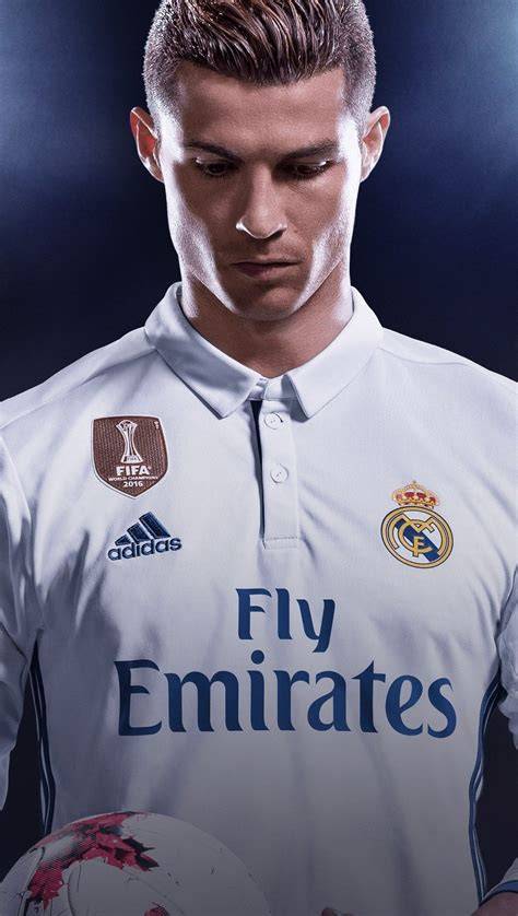 CR7 con uniforme del Real Madrid en FIFA 18