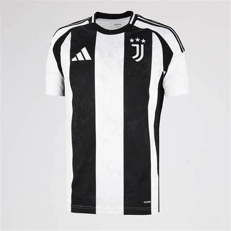 Guglielmo Vicario con la camiseta de Juventus