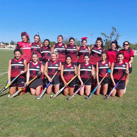 Equipo femenino de hockey adolescente