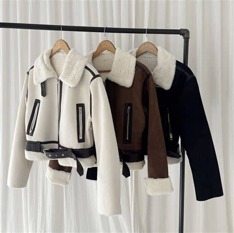 Capas de ropa femenina para invierno