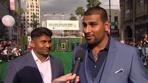 Rinku Singh y Dinesh Patel jugadores indios