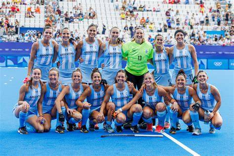 Las Leonas selección argentina hockey césped