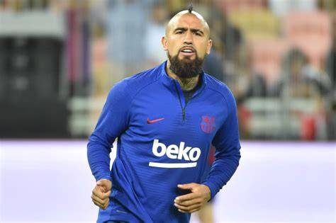 Arturo Vidal frente al Napoli en Champions League