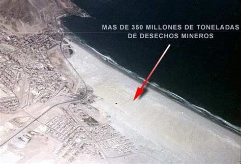 Playa Blanca y relaves mineros de Chañaral