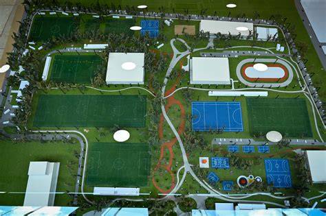 Parque deportivo con canchas gimnasio piscina