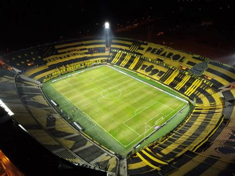 Estadio Campeón del Siglo PES 6