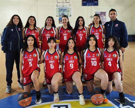 Equipo femenino Colegio Palmares baloncesto