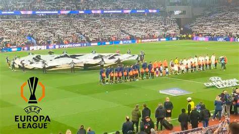 Himno de Europa League en estadio