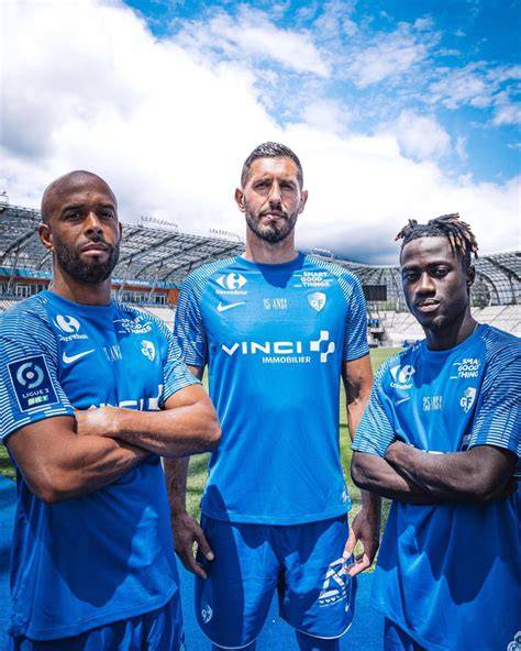Grenoble Foot 38 estadio y equipo