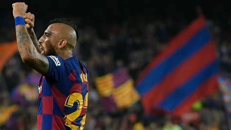Arturo Vidal celebra gol Barcelona Valladolid