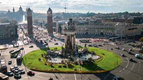 Plaza de España y Torres Venecianas Barcelona
