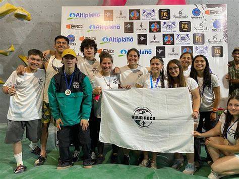 Final nacional juvenil de escalada en Arica