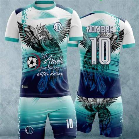 Equipo de fútbol con camisetas personalizadas