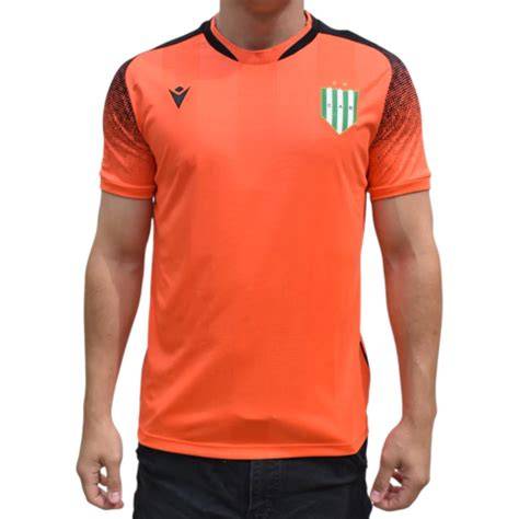 camiseta arquero naranja Macron