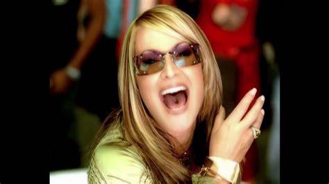 Anastacia interpretando Boom en Mundial 2002