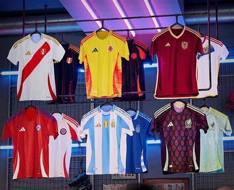 Copa América y camisetas en Estadio Nacional