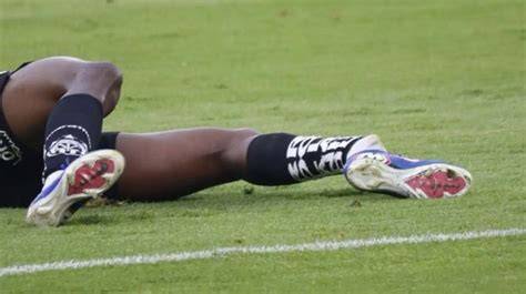 Fractura expuesta de tibia en fútbol