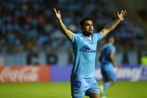 Edson Puch celebrando gol en Iquique
