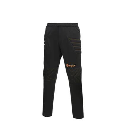 pantalón largo negro de arquero acolchado