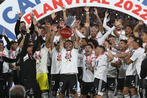 Hinchada de Colo-Colo en la Copa Libertadores