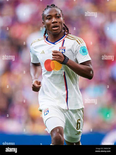 Melchie Dumornay con Olympique Lyonnais