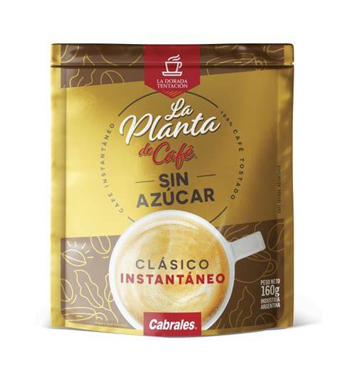 Café instantáneo sin azúcar en taza