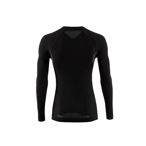 camiseta térmica negra de primera capa