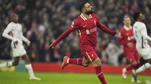 Mohamed Salah celebra gol en Anfield