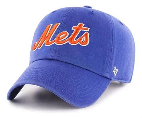 Gorra de los Mets en apartamento