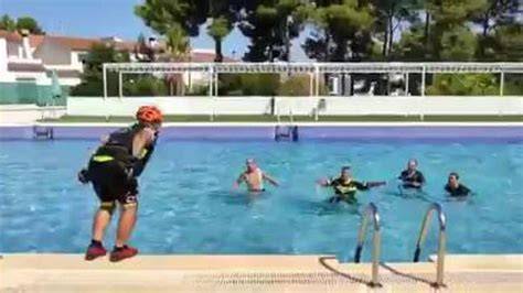 Peritaje subacuático en piscina clausurada