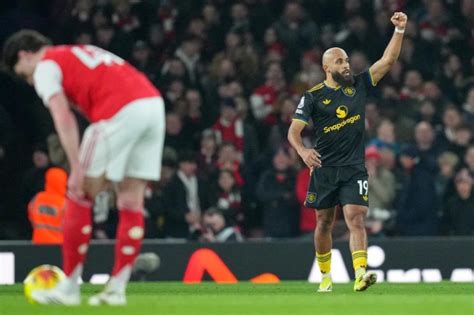Southampton celebra victoria ante Arsenal