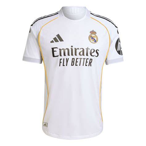 Rusev muestra camiseta del Real Madrid