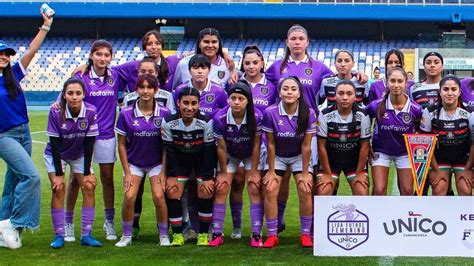 Deportes Concepción femenino celebra goleada