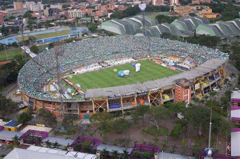 Estadio Atanasio Girardot durante partido