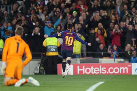 Messi celebra gol ante De Gea