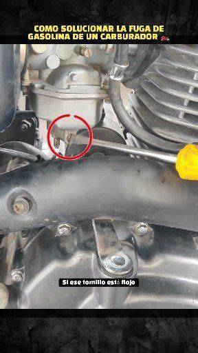 Revisión de fuga de gasolina en motocicleta