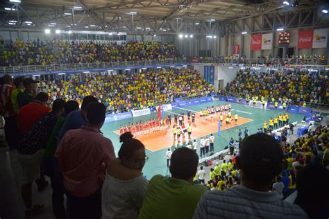 Voleibol masculino en Coliseo Humberto Perea