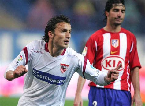 Antonio Puerta con el dorsal 16 del Sevilla