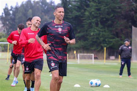 Entrenamiento de Unión La Calera en Mantagua
